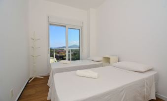 Cobertura SunClub - 300 Mtrs da Praia do Campeche - Sdi012