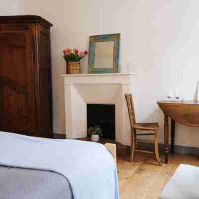 Les Oiseaux de Passage Rooms