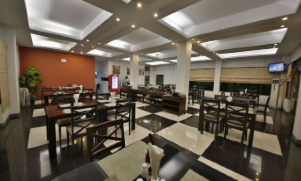 Hotel Platinum Tamwe