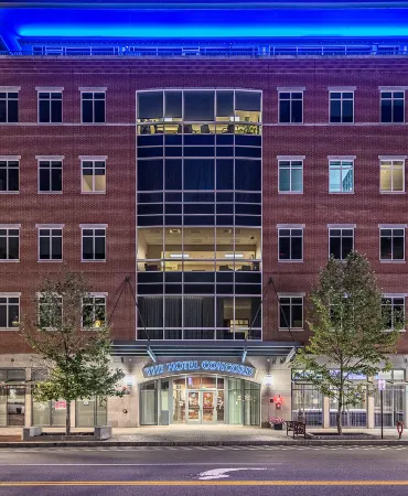 The Hotel Concord Отели рядом с достопримечательностью «Колледж НТИ, Конкордс Коммьюнити»