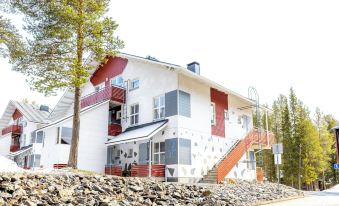 Spacious 3BR Apt. with Sauna