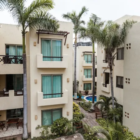 Zafiro Beach Boutique Resort