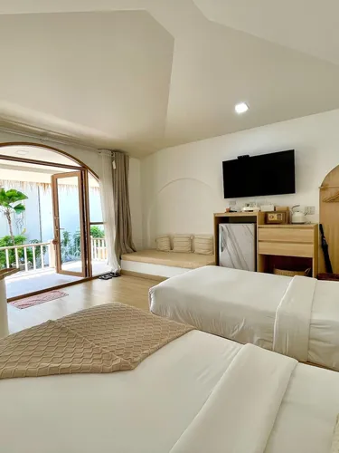 รูปภาพของต้นสักรีสอร์ท