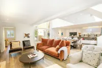 Field House - Stunning 3 Bedroom Home in Kingham! فنادق في Chipping Norton