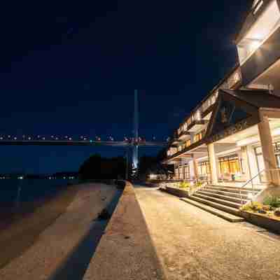 GLAMPROOKしまなみ Hotel Exterior