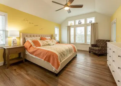 Ocean Palace -.3mi to beach, private pool, game room! Hotels near Forbes Candies