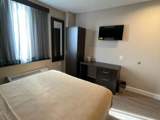Royal Hotel Bronx