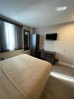 Royal Hotel Bronx Hotels in Bronx