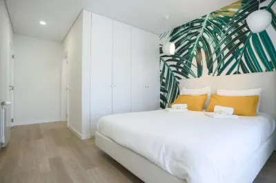Pajaro Residence by Rent4All Hotels near Baloiço do Barco
