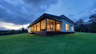 Beefsteak Homestead Hotels near Ball Bay