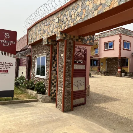 RiverBreeze Hotel