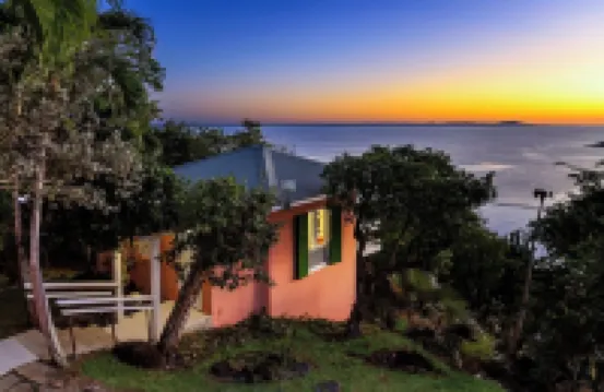 Las Quintas Reserve Hoteles cerca de Playa Flamenco