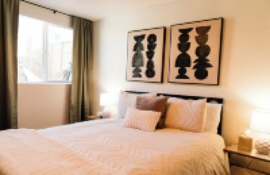 Come Relax in the Lofts at Arno! Unit B