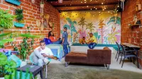 Spring Hostel - Hostels