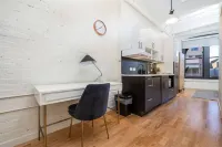 Lux Boutique Large Private LOFT Pratt St Hartford Hotels near University of Hartford