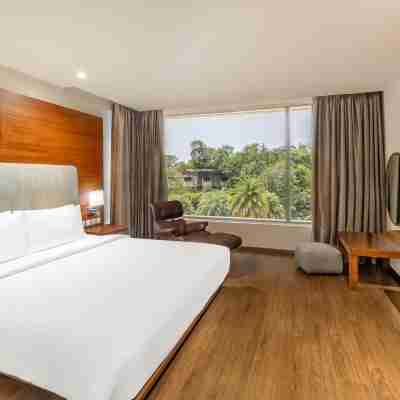 Radisson Blu Plaza Hotel Hyderabad Banjara Hills Rooms
