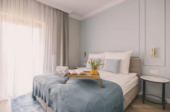 Aura - 斯波科伊納普里斯塔在新港