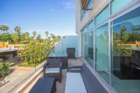 Plaza 3.14 Walking distance to the Beach and Restaurants!! Spacious  2BR Condo!!