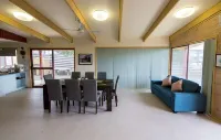 Spacious disability-friendly respite property only minutes from Smiths Beach!