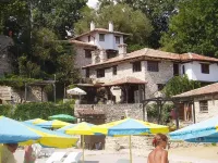 Enjoy your holiday in a beautiful Holiday Villa close to nature Hotels in 