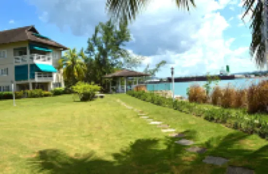 Paradise on the Waterfront! โรงแรมใน