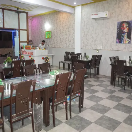 Hotel Hanuman Palace