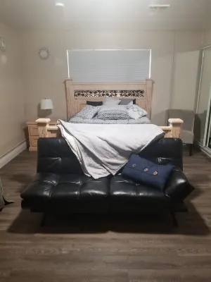 Cozy Middle Studio Unit in Old SW Reno