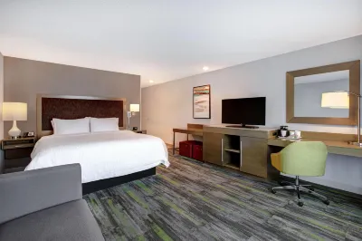 Ramada by Wyndham St. Paul AB 세븐일레븐 주변 호텔