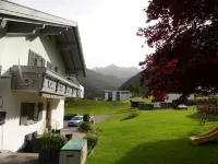 Appartment Lobspitze Отели в г. 