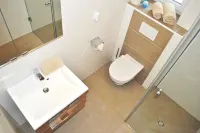 Vacation Apartment Zweisamkeit with Vine Arbor and Panoramic Garden in a Great Central Location