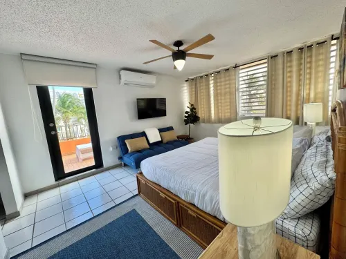 Tropical Beach Oasis: 2 Private Villas, 16+ Guests!