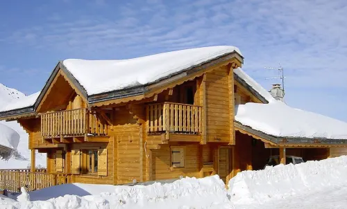 Impressive Chalet, 20m to Piste