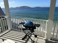 Spectacularly situated Beach Front  High Tide@ The Tides  at Little Apple Bay. Hotels in Tortola