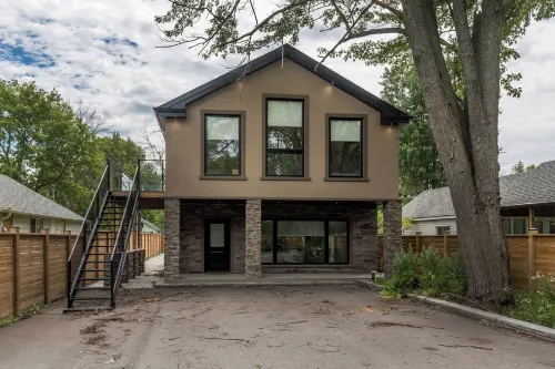 Welcome to Lake House by Lis, where stunning lake views and serene sunsets await Hotels in Cookstown