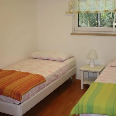 4 +2 pers. FREE Wi-Fi, AIR, & GARDEN GRILL, FAMILY FRIENDLY