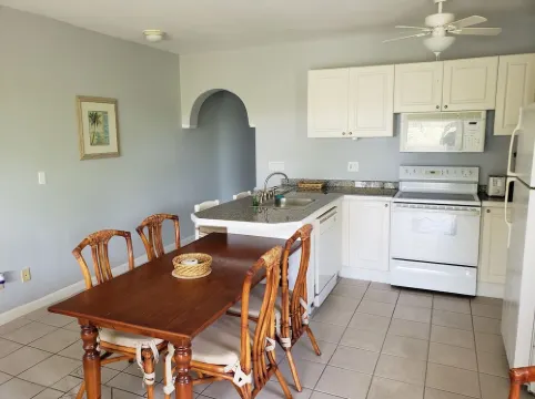 Premium Grace Bay Beach condo