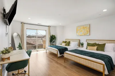 Cozy Aesthetic Space For Groups Near DTL