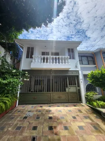 Relaxing Modern Home - Centrally Located Отели в г. Антигуо Кускатлан