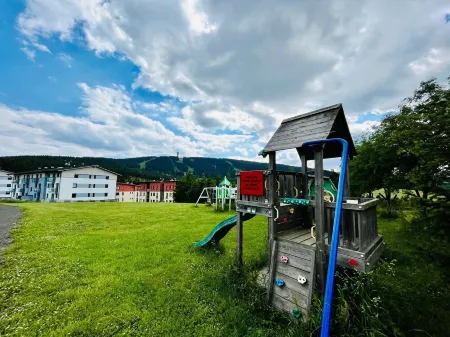 Familien-duplex-wohnung mit 2 Schlafzimmern, Katzensprung vom Skiarel Klinovec Отели в г. Лоучна под Клиновцем