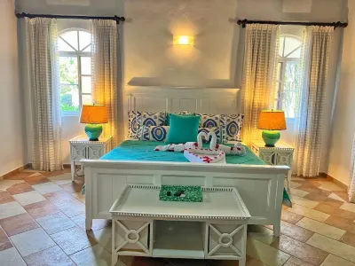 Luxury Villa w/ pool and jacuzzi! Các khách sạn ở 