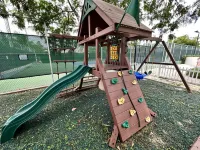 Walkout Oceanfront Seven Mile Beach Condo Hotels in George Town