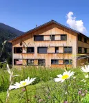 Stylish 115m² apartment with sauna & balcony