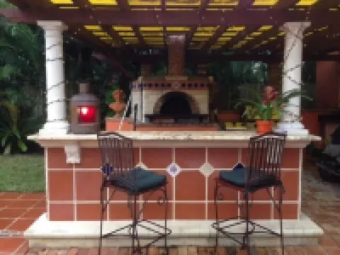 Downtown,Italian Villa For Two,Resort Style.5 minutes to Siesta-Lido.