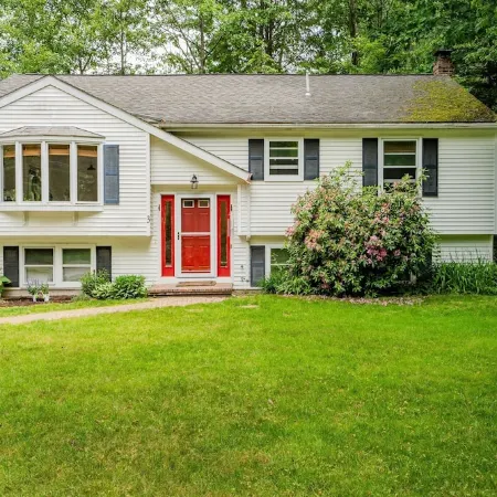 Scarborough Sanctuary-Cozy retreat close to all local attractions.