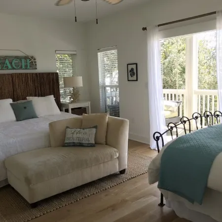 SeaStar - Gulf View from Roof Deck, Private Beach Access, Huge Pool/Hot Tub