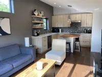 Laneway close to UofS, downtown, and City Hospital. Pet friendly! 새스커툰 호텔