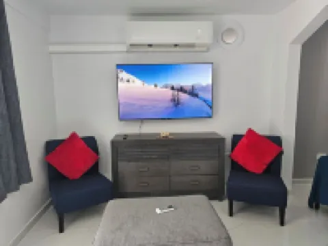 Nala's Studio 7 in Delightful Mayagüez with AC, WiFi, Free Parking. Hoteles en Mayagüez