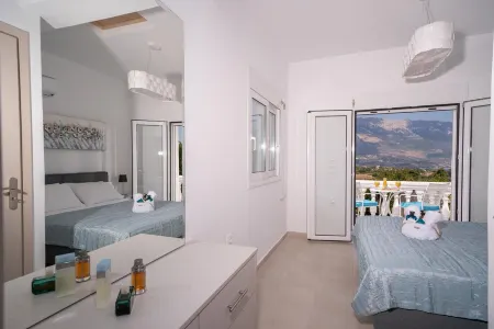 Luxury Villa with private pool in tranquil setting