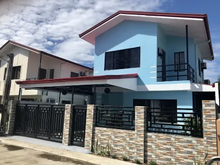 3 bedroom, 3 baths house in a secured subdivision Отели в г. Пуэрто-Принсеса