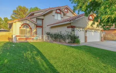 Rancho Vista Villa Hotels near Marie Kerr Park